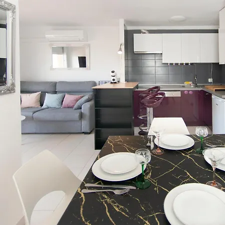 Welcs 351 Emp Con Terraza דירה