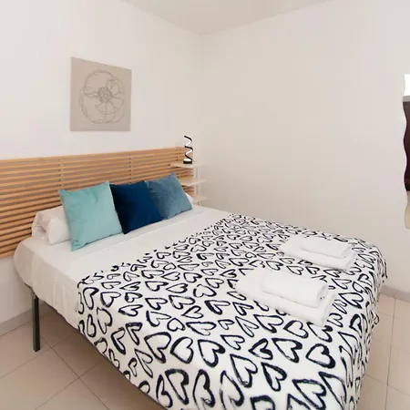 Welcs 351 Emp Con Terraza * רוזס